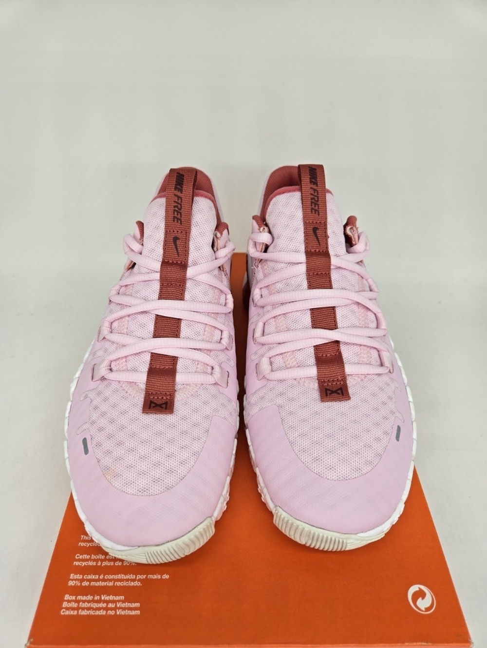 Nike Women's Free Metcon 5 Premium Pink Foam Women's Workout Shoes Size 7.5 - Picture 2 of 8